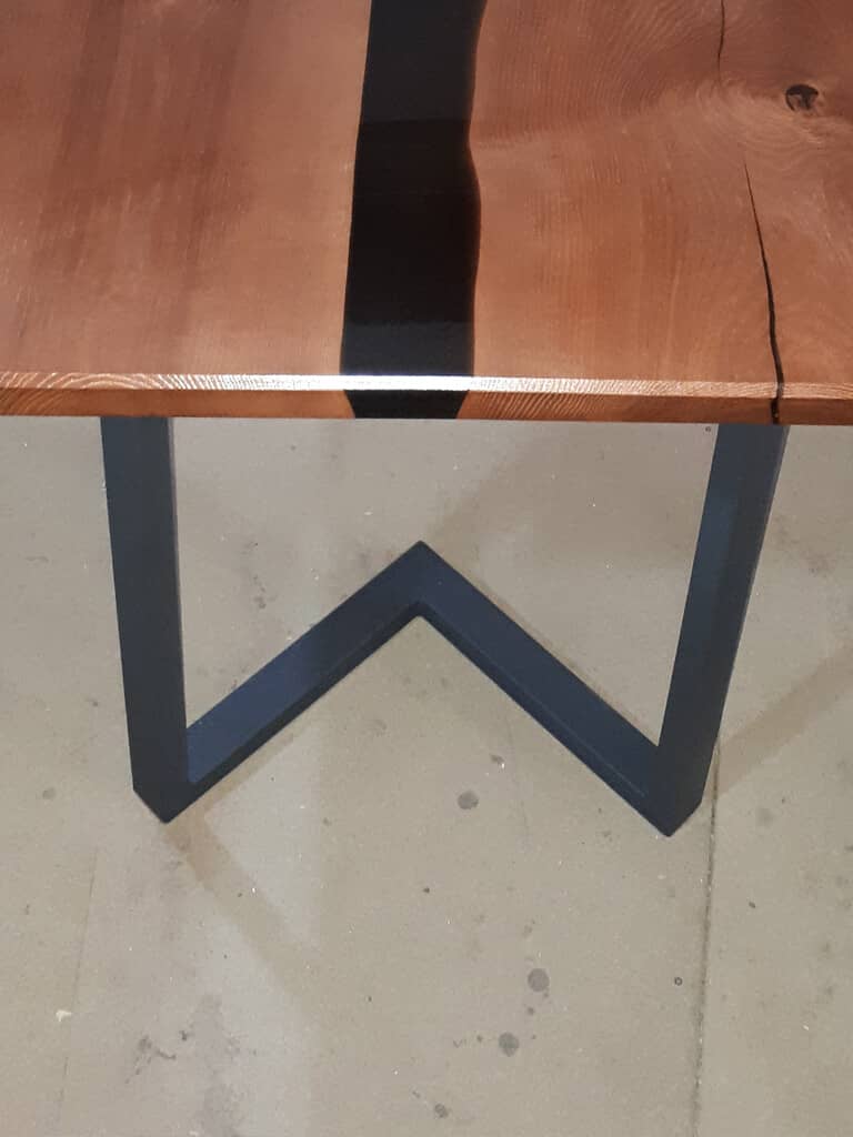 Каркас стола из металла